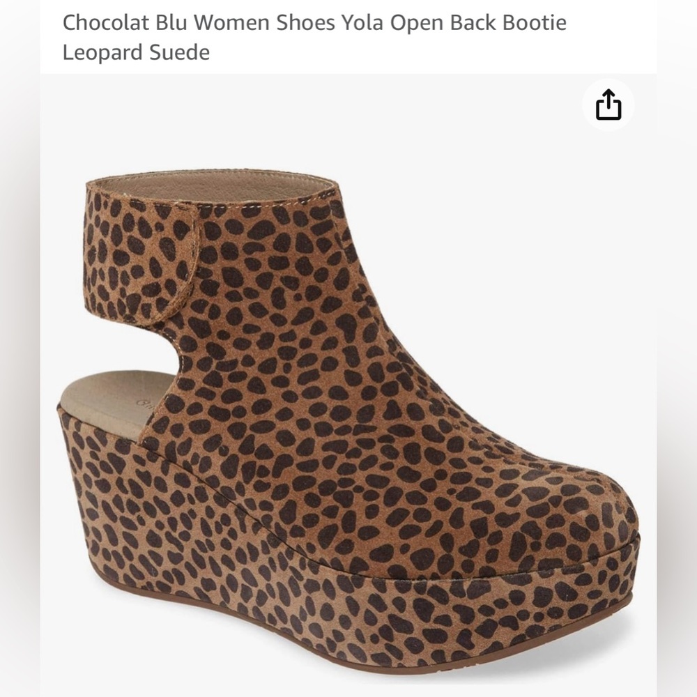 Like new Chocolat Blu Yola Wedges 9